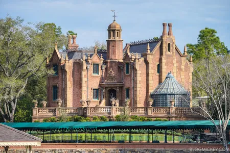 Haunted Mansion Attraction